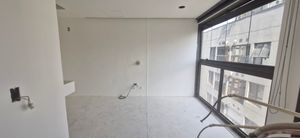 Image 5 - 898879