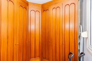 Image 13 - 898880