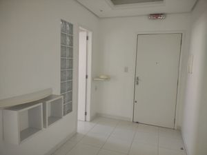 Image 4 - 898887