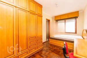 Image 8 - 898892