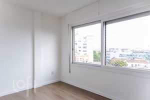 Image 7 - 898894