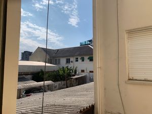 Image 8 - 898896