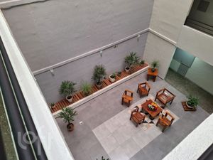 Image 12 - 898897