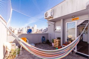 Image 32 - 898912