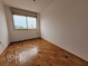 Image 16 - 898913