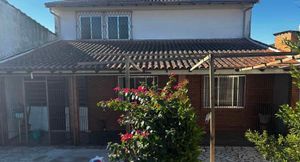 Image 0 - 898917