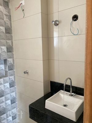 Image 9 - 898962