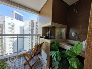 Image 4 - 898969