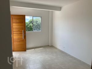 Image 19 - 898982