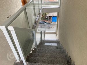 Image 12 - 898982