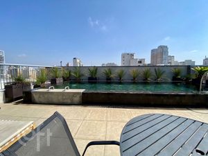 Image 12 - 898983