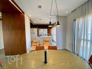 Image 21 - 898983