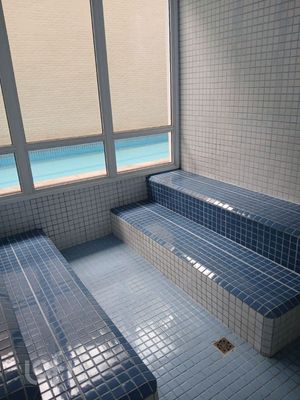 Image 12 - 898999
