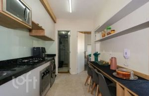 Image 3 - 899001