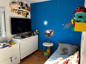 Image 16 - 899003