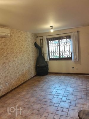 Image 8 - 899007