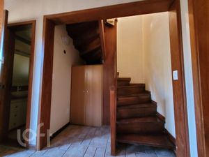 Image 9 - 899007