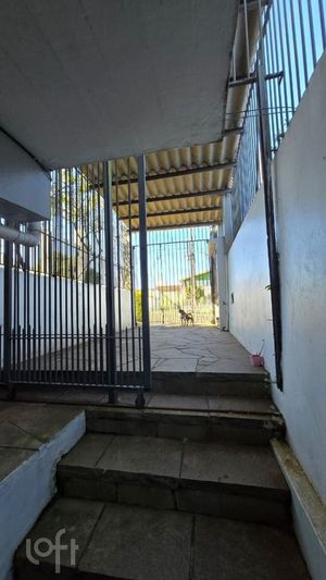 Image 12 - 899016