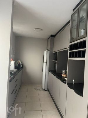 Image 12 - 899025