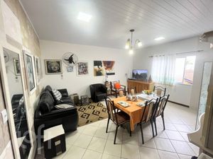 Image 1 - 899031