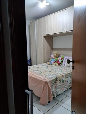 Image 11 - 899045
