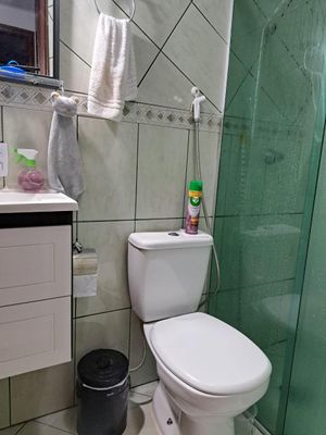 Image 19 - 899045