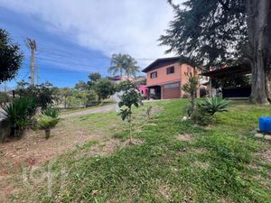 Image 2 - 899051