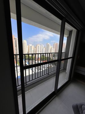 Image 7 - 899054