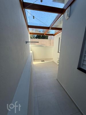 Image 19 - 899064