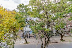 Image 3 - 899069
