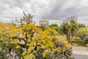 Image 10 - 899069