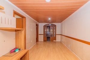 Image 6 - 899073