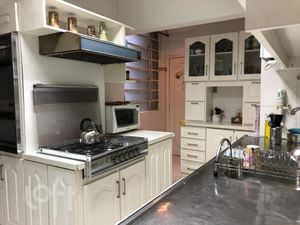 Image 8 - 899081