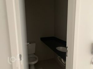 Image 8 - 899103