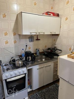 Image 7 - 899106