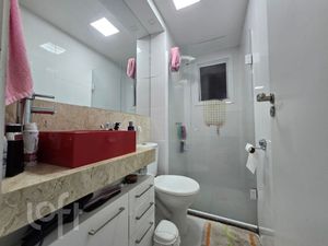 Image 4 - 899107