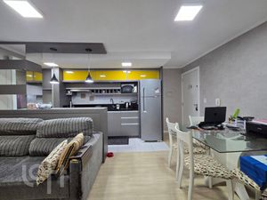 Image 8 - 899107