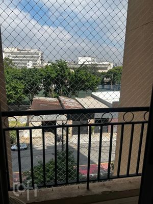Image 12 - 899108