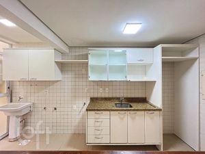 Image 16 - 899130