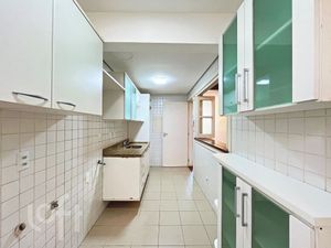 Image 19 - 899130