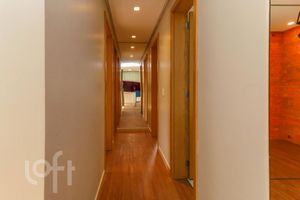 Image 10 - 899144
