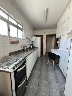 Image 26 - 899190