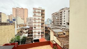 Image 26 - 899198