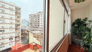 Image 28 - 899198