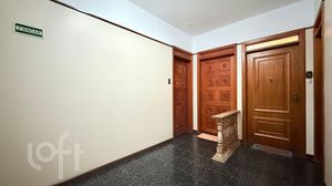 Image 30 - 899198