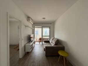 Image 3 - 899228