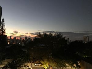 Image 7 - 899229