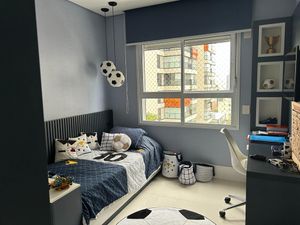 Image 16 - 899229