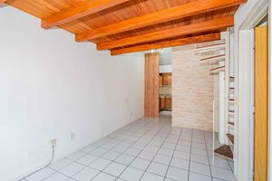 Image 3 - 899235