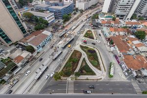 Image 8 - 899258